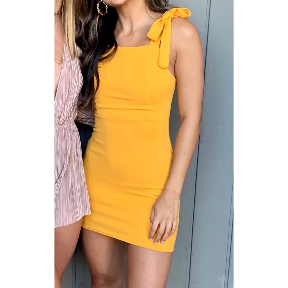 Lulu’s Yellow Bodycon Dress